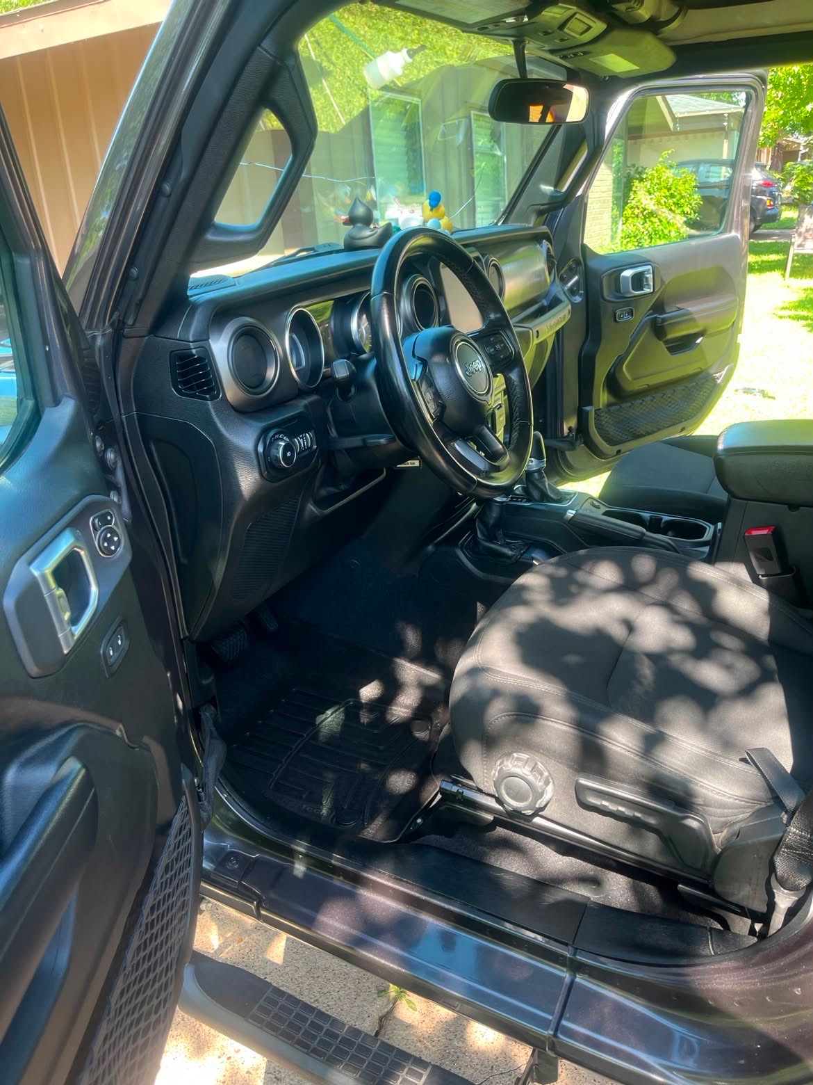 Clean Jeep interior